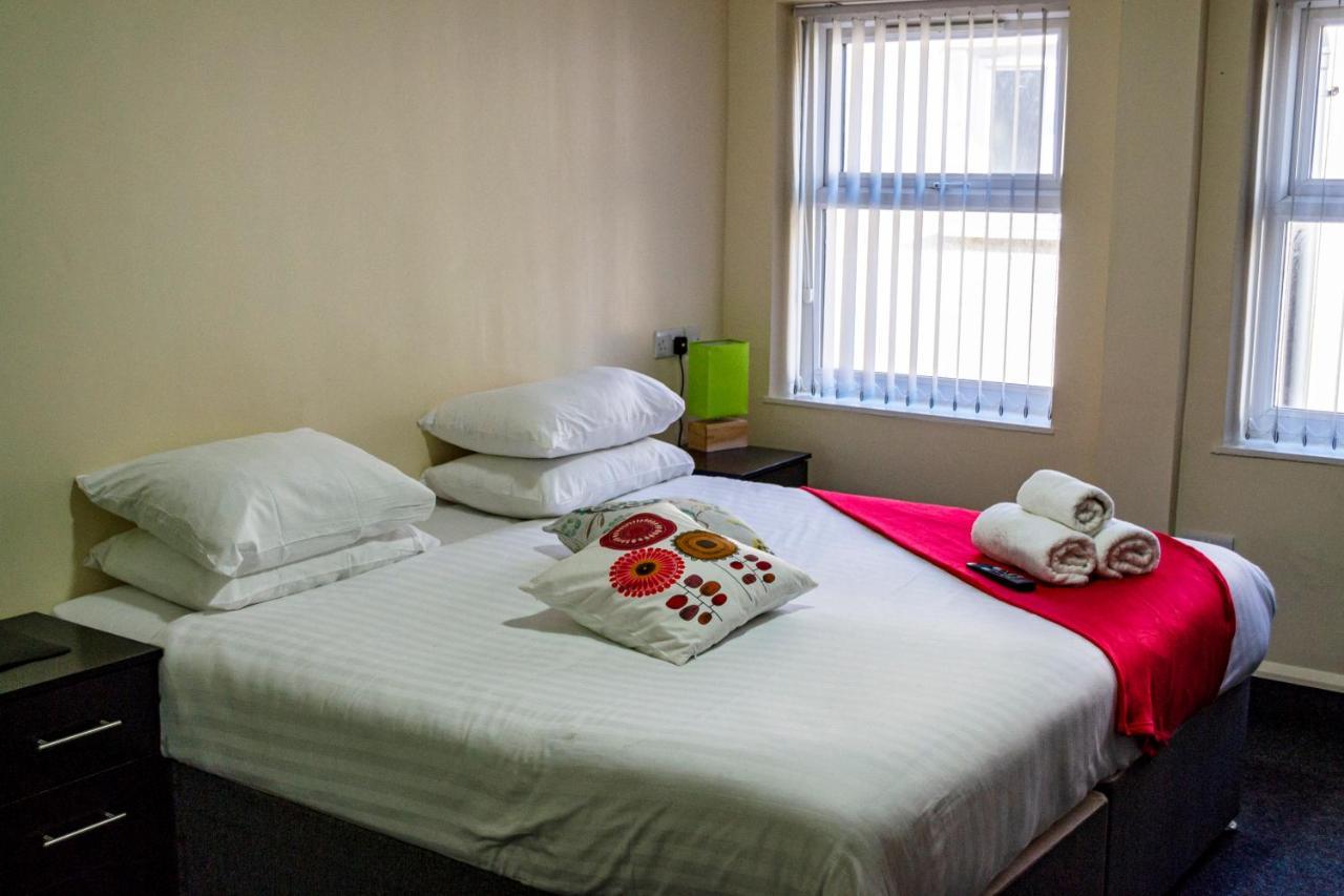 Lymedale Suites Studios & Aparthotel In Newcastle Under Lyme & Stoke Ngoại thất bức ảnh