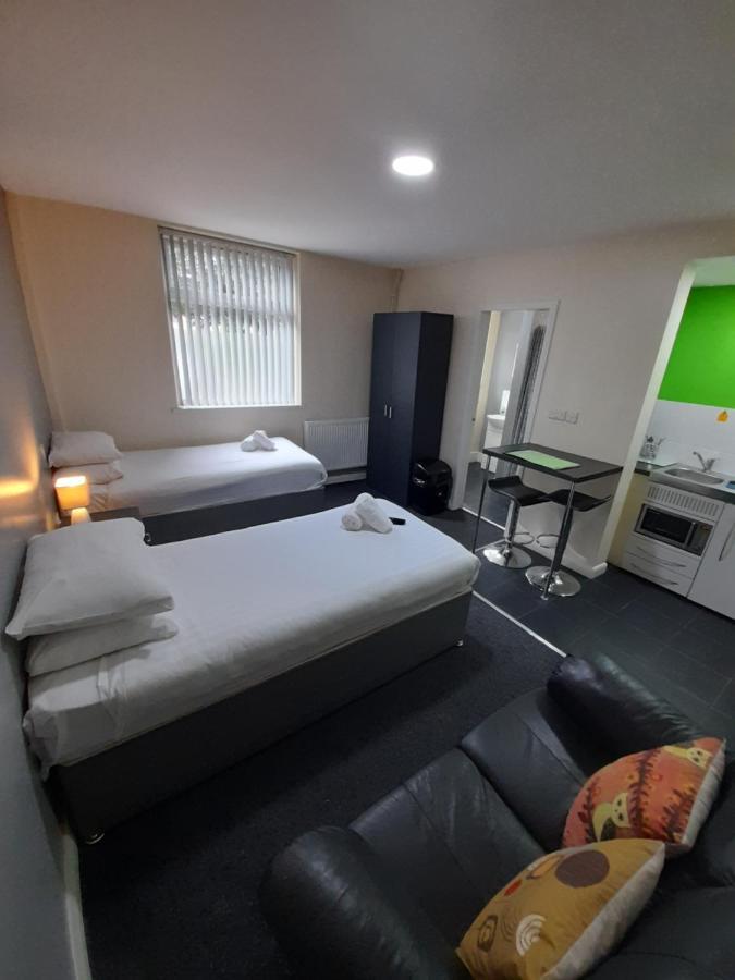 Lymedale Suites Studios & Aparthotel In Newcastle Under Lyme & Stoke Ngoại thất bức ảnh