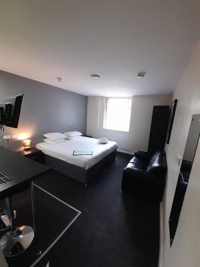 Lymedale Suites Studios & Aparthotel In Newcastle Under Lyme & Stoke Ngoại thất bức ảnh