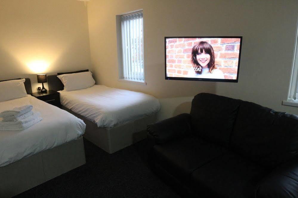 Lymedale Suites Studios & Aparthotel In Newcastle Under Lyme & Stoke Ngoại thất bức ảnh